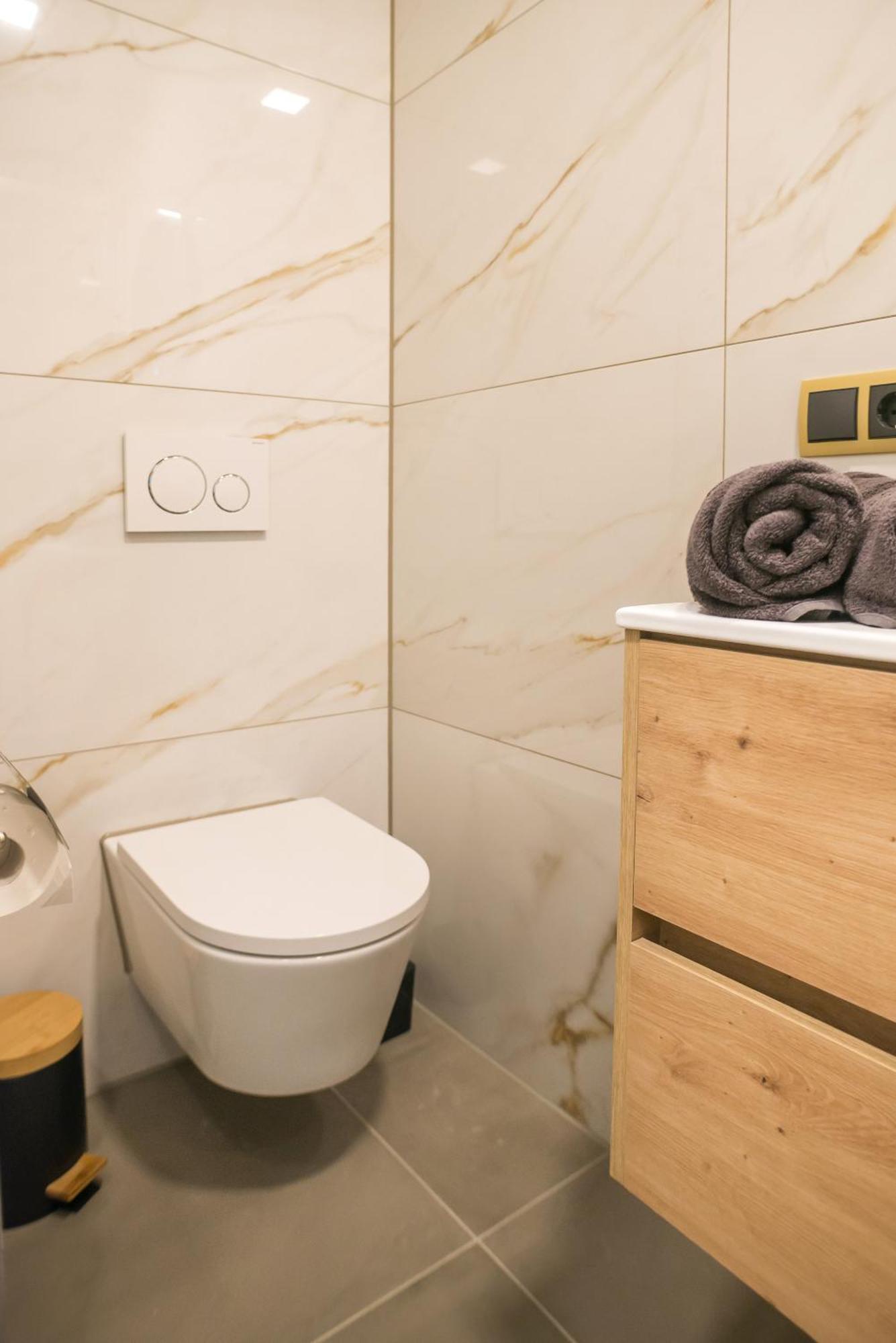 Hotspot Location, Wifi, Bed En Koffie Harmony Lägenhet Tilburg Exteriör bild