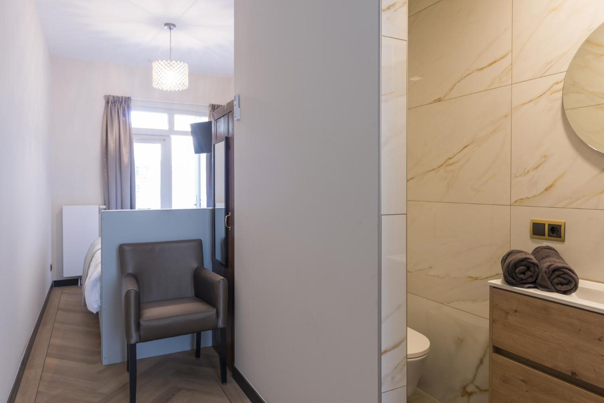 Hotspot Location, Wifi, Bed En Koffie Harmony Lägenhet Tilburg Exteriör bild